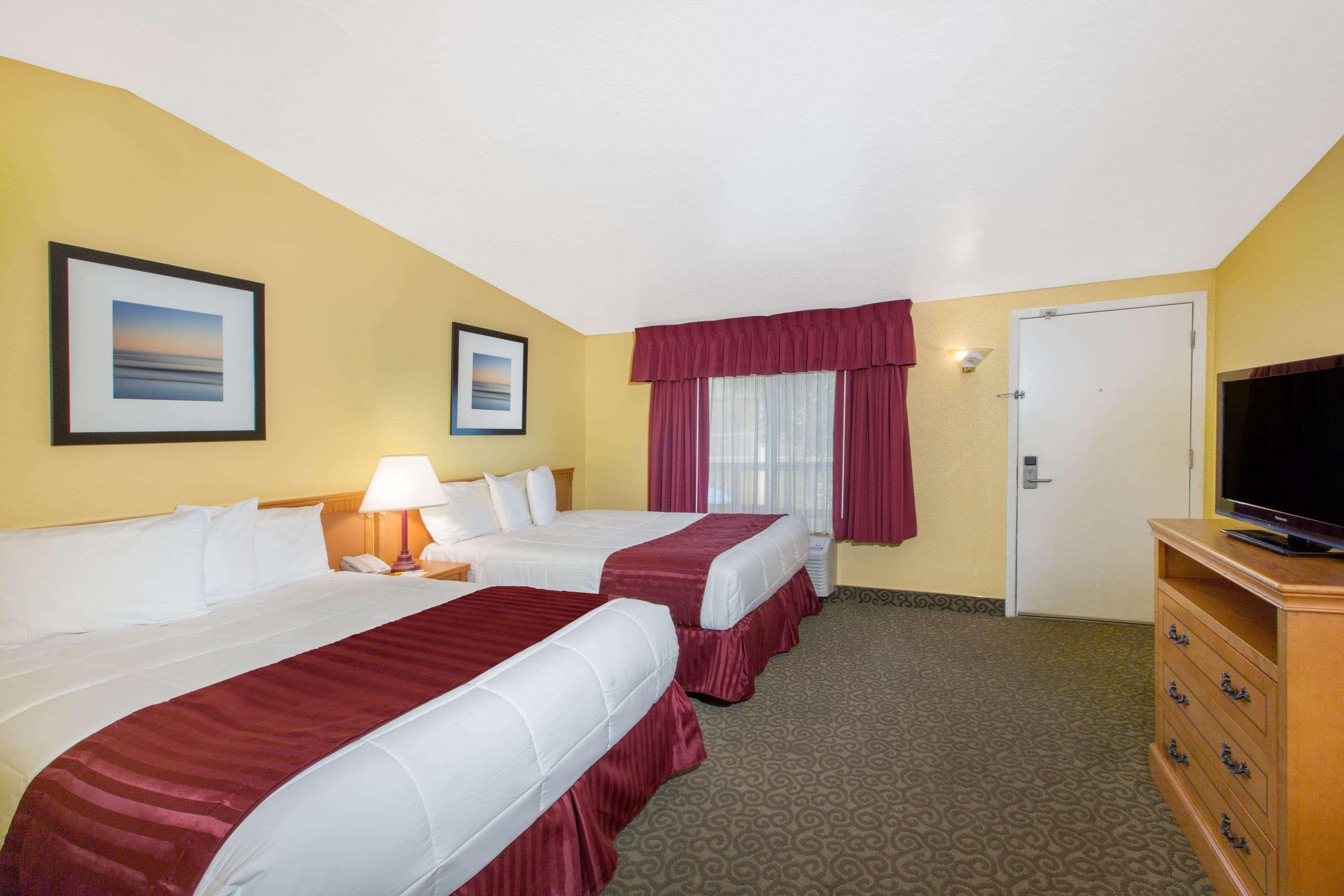 Days Inn By Wyndham Redwood City Exterior foto